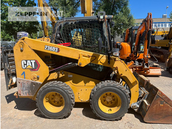 Skid steer loader CATERPILLAR