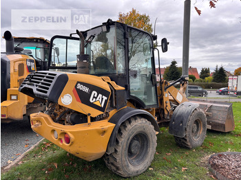 Wheel loader Cat 908H: picture 4