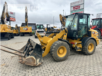 Wheel loader Cat 908M: picture 2