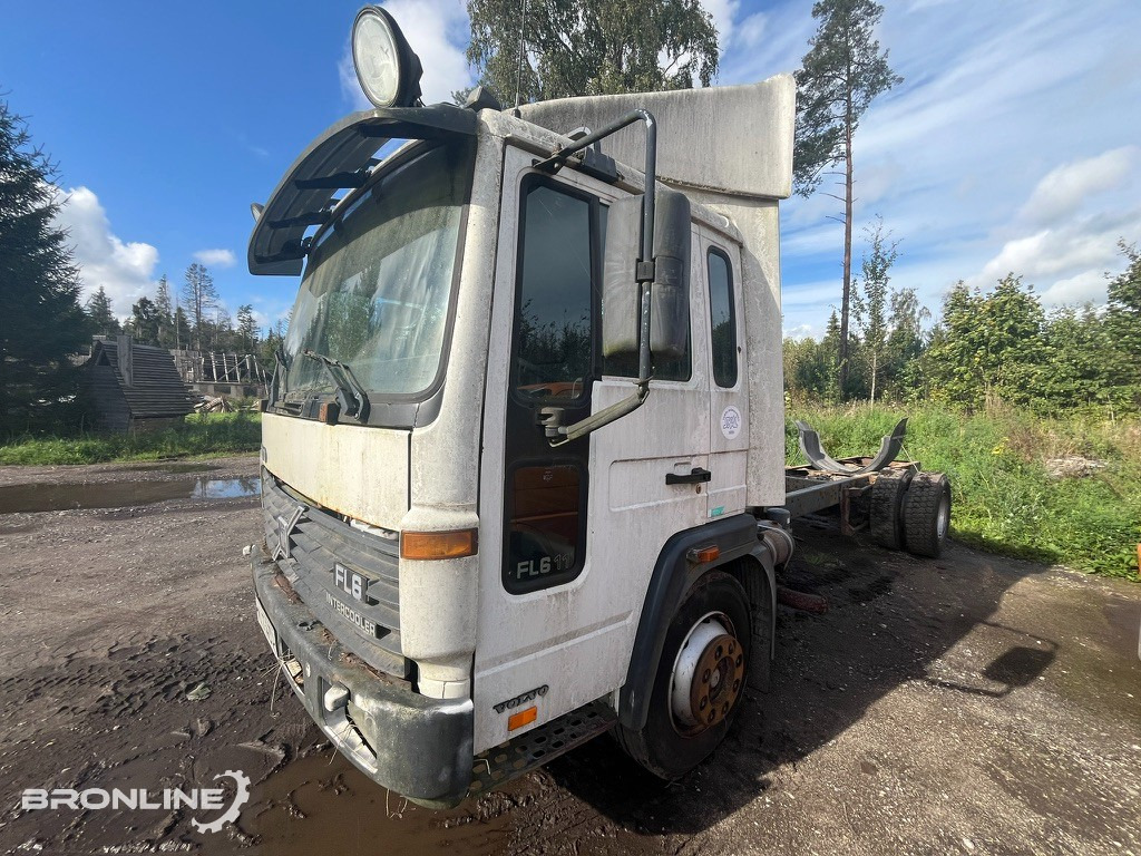 1999 Volvo FL6 Chassis 4x2 N2 - Cab chassis truck: picture 2 1999 Volvo FL6 Chassis 4x2 N2 - Cab chassis truck: picture 2