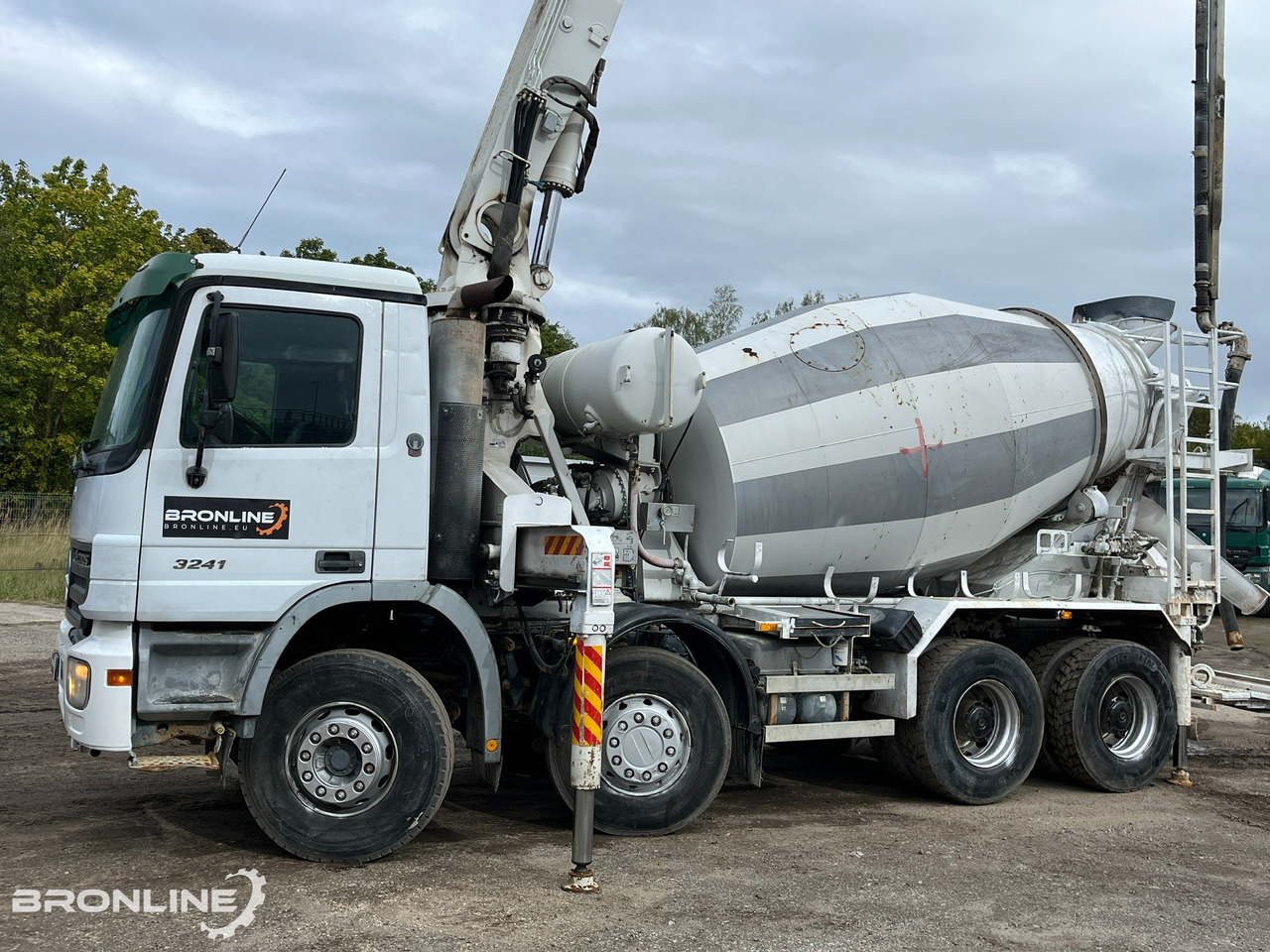 Concrete mixer truck 2004 MERCEDES-BENZ ACTROS 3241K 8X4/4 PUMI: picture 6