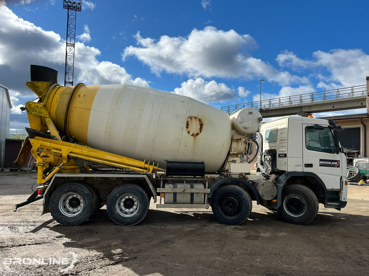 Concrete mixer truck 2004 Volvo FM12 420 8x4 Intermix 10m³: picture 7