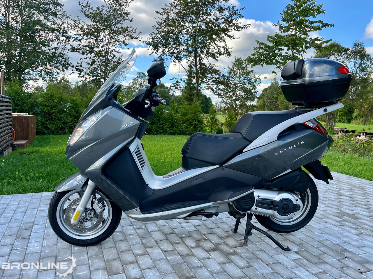2010 PEUGEOT SATELIS 500cc - Motorcycle: picture 4 2010 PEUGEOT SATELIS 500cc - Motorcycle: picture 4