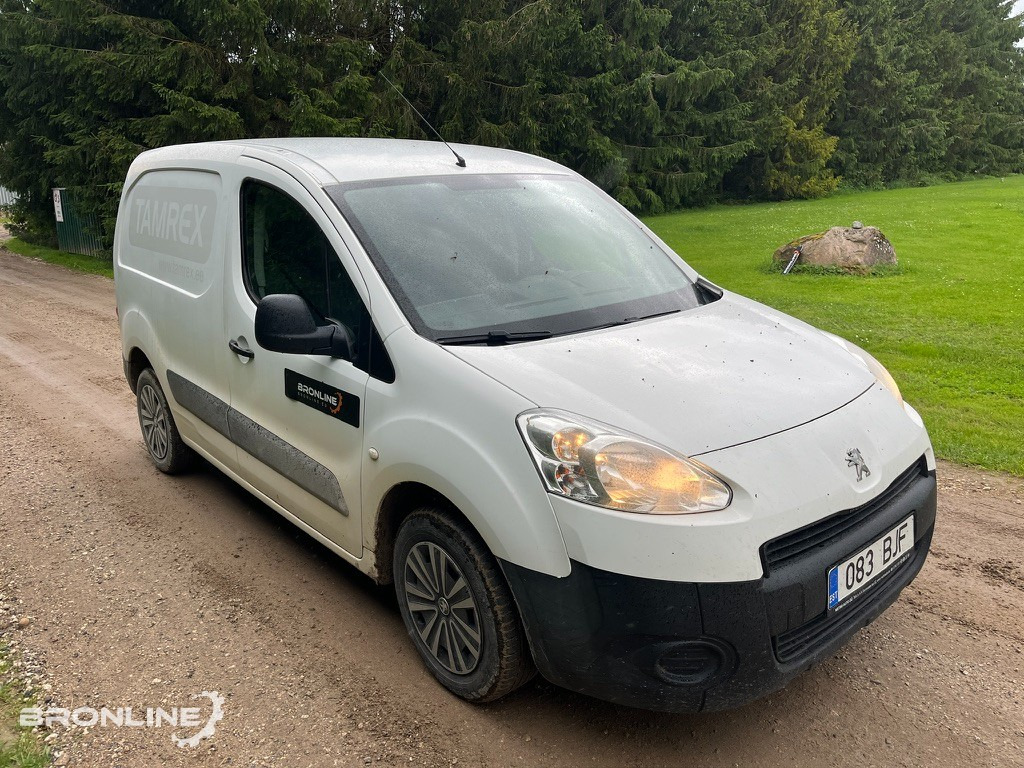 2013 Peugeot Partner 1.6d 55kW - Small van: picture 2 2013 Peugeot Partner 1.6d 55kW - Small van: picture 2