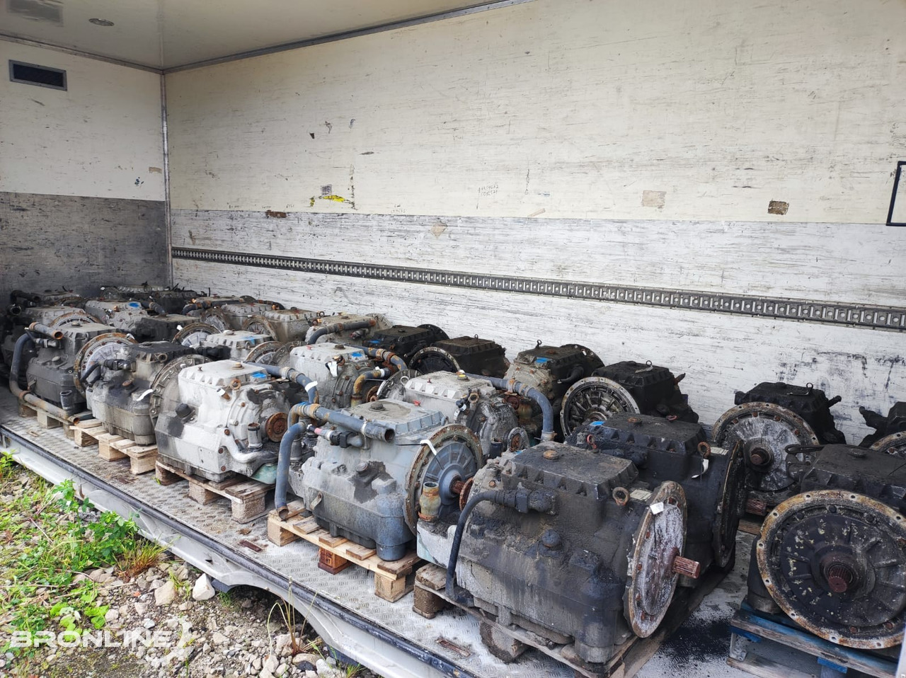 MAN VOITH GEARBOXES 27 pcs - Gearbox for Truck: picture 2 MAN VOITH GEARBOXES 27 pcs - Gearbox for Truck: picture 2