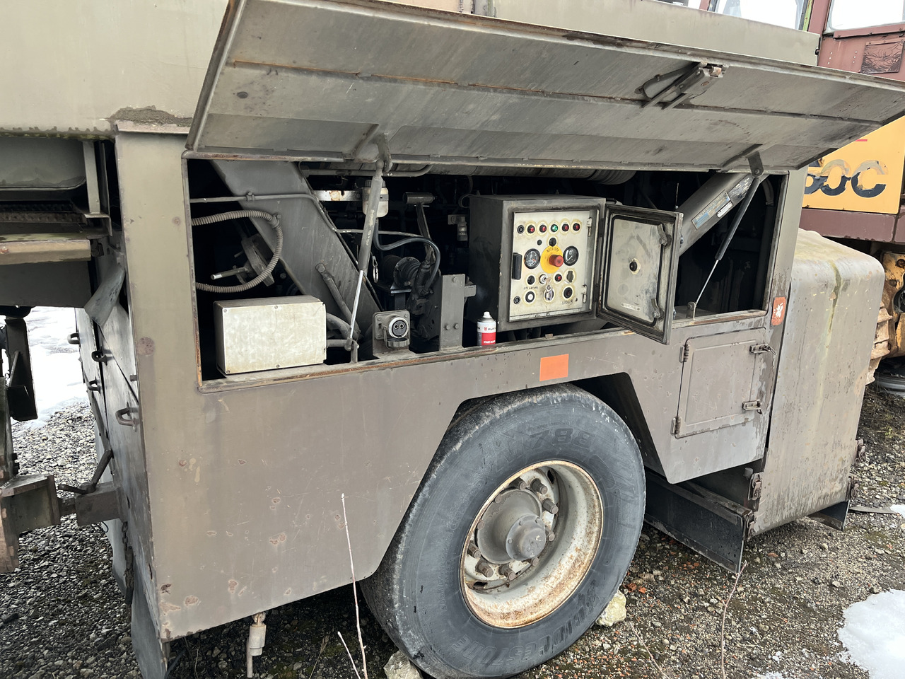 SCHÖRLING P17FV - SCANIA ENGINE - Road sweeper: picture 5 SCHÖRLING P17FV - SCANIA ENGINE - Road sweeper: picture 5