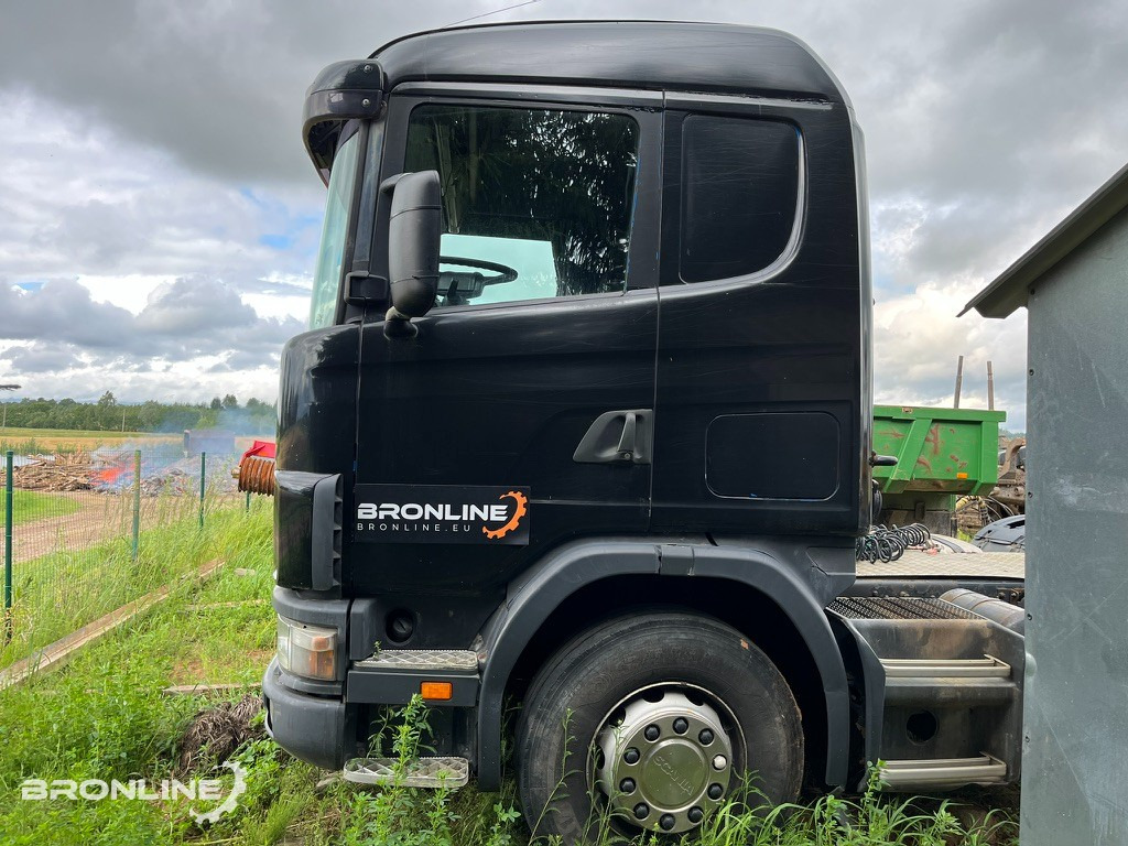 2001 SCANIA R124 6x2 Mootoririkkega/Faulty engine - Tractor unit: picture 3 2001 SCANIA R124 6x2 Mootoririkkega/Faulty engine - Tractor unit: picture 3