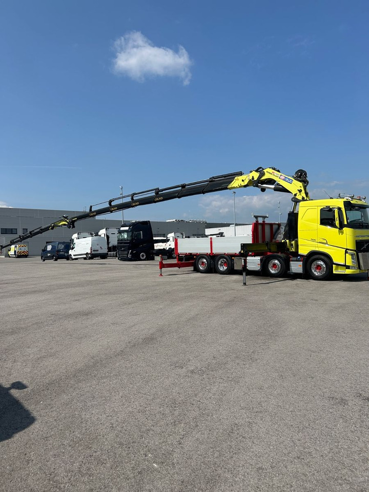 Volvo FH 500 8x2 HMF Kran 9520K - RCS - Crane truck: picture 2 Volvo FH 500 8x2 HMF Kran 9520K - RCS - Crane truck: picture 2