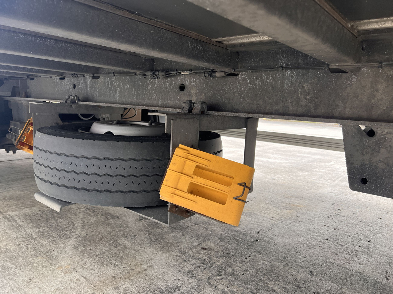 Ackermann Z-KA-F10.5/7,6 1 Achs Jumbo- Planenanhänger 10,5 t GG - Curtainsider trailer: picture 4 Ackermann Z-KA-F10.5/7,6 1 Achs Jumbo- Planenanhänger 10,5 t GG - Curtainsider trailer: picture 4