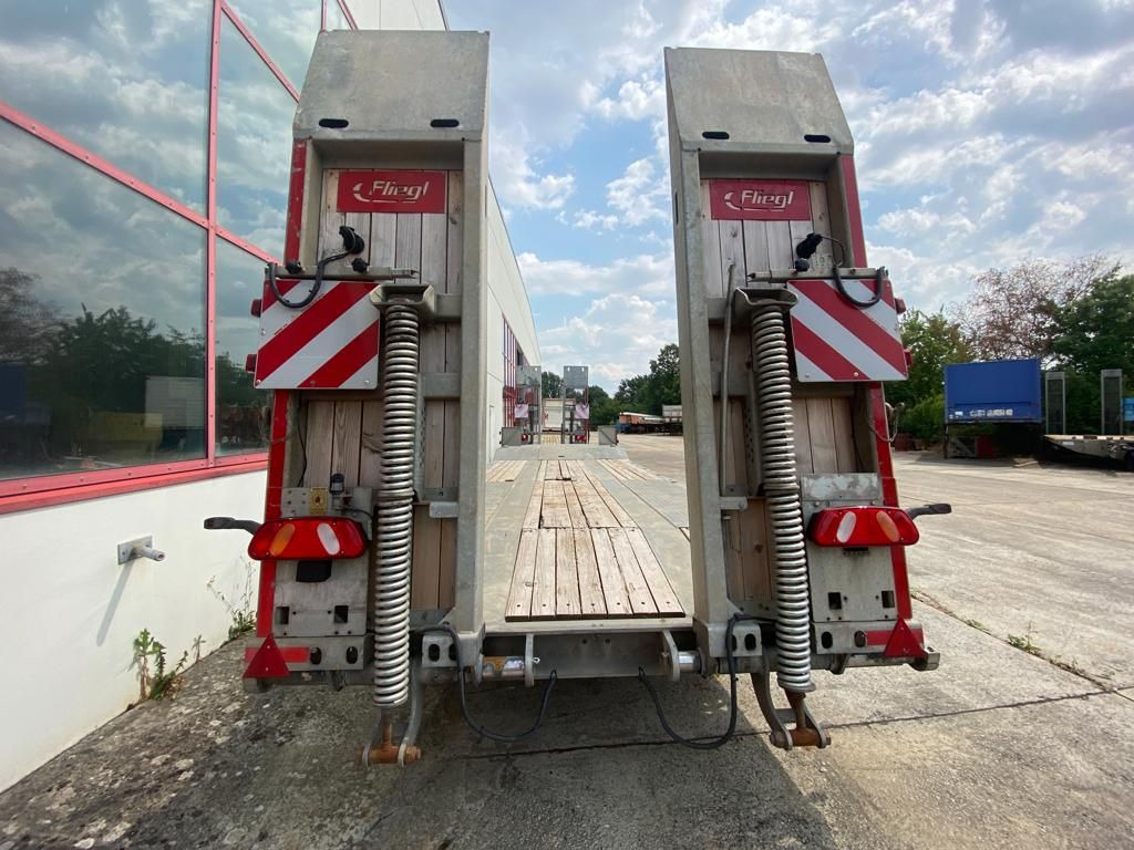 Goldhofer t3 3 Achs Tiefladeranhänger - Low loader trailer: picture 5 Goldhofer t3 3 Achs Tiefladeranhänger - Low loader trailer: picture 5