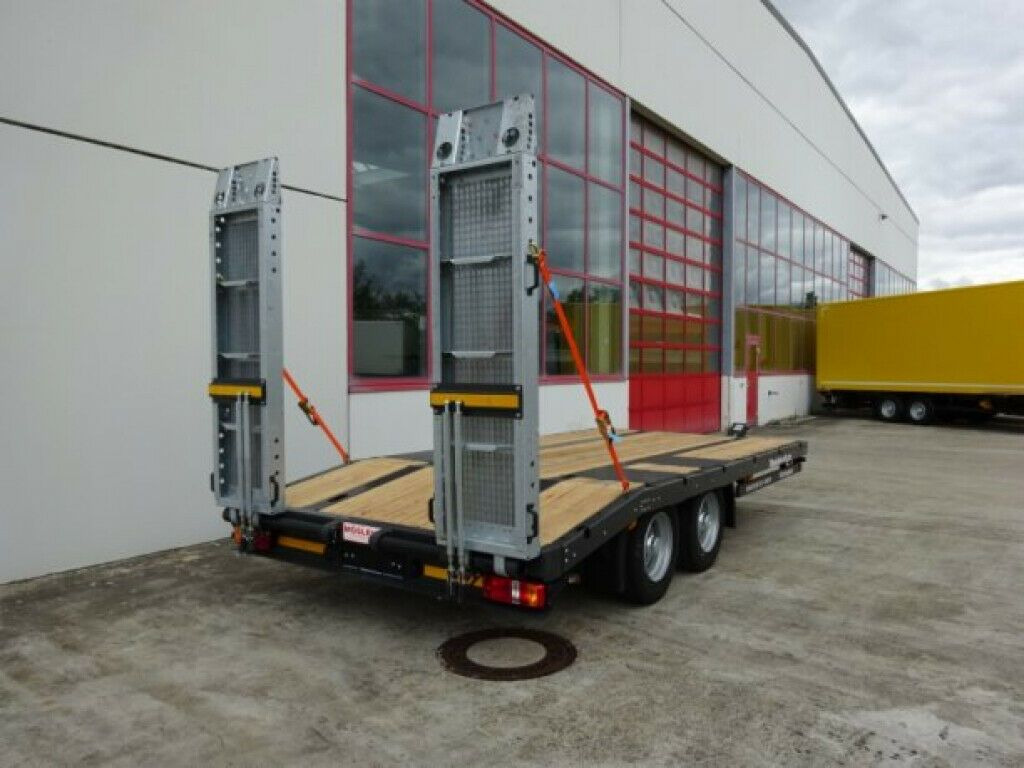 Möslein Neuer Tandemtieflader - Low loader trailer: picture 4 Möslein Neuer Tandemtieflader - Low loader trailer: picture 4