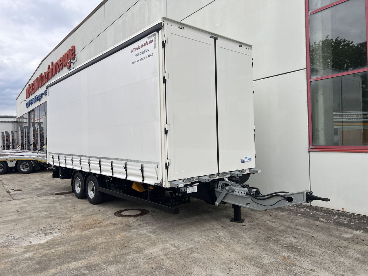 Möslein Planenanhänger, Ladebordwand + Durchladbar neuw - Curtainsider trailer: picture 3 Möslein Planenanhänger, Ladebordwand + Durchladbar neuw - Curtainsider trailer: picture 3