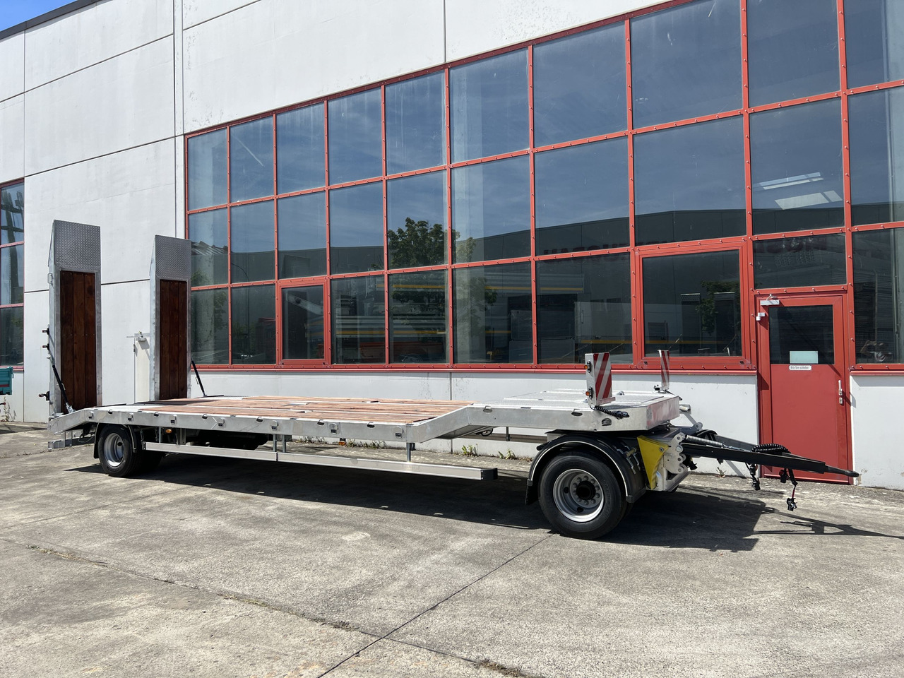 Möslein T 2 Schwebheim Neuer 2 Achs Tieflader- Anhänger, Verbreiterung - Low loader trailer: picture 2 Möslein T 2 Schwebheim Neuer 2 Achs Tieflader- Anhänger, Verbreiterung - Low loader trailer: picture 2
