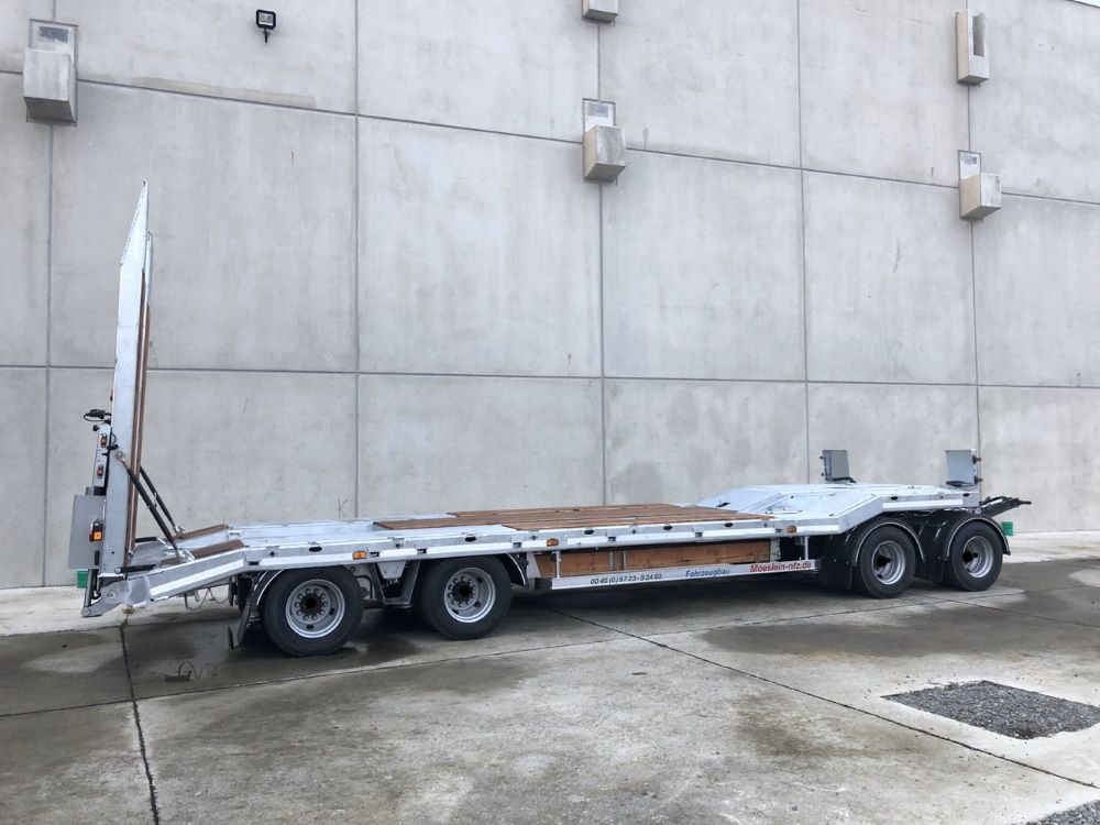 Möslein T 4 VB H1 neuer 4 Achs Tieflader hydraulischen Rampen - Low loader trailer: picture 5 Möslein T 4 VB H1 neuer 4 Achs Tieflader hydraulischen Rampen - Low loader trailer: picture 5