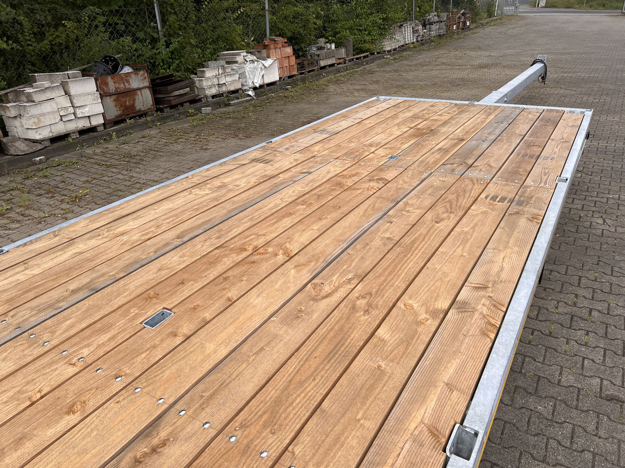 New Dropside/ Flatbed trailer Möslein THT 14-G 7,20 ausziehbar 13,9 t Tandemanhänger- Tieflader, ausziehbar: picture 12 New Dropside/ Flatbed trailer Möslein THT 14-G 7,20 ausziehbar 13,9 t Tandemanhänger- Tieflader, ausziehbar: picture 12