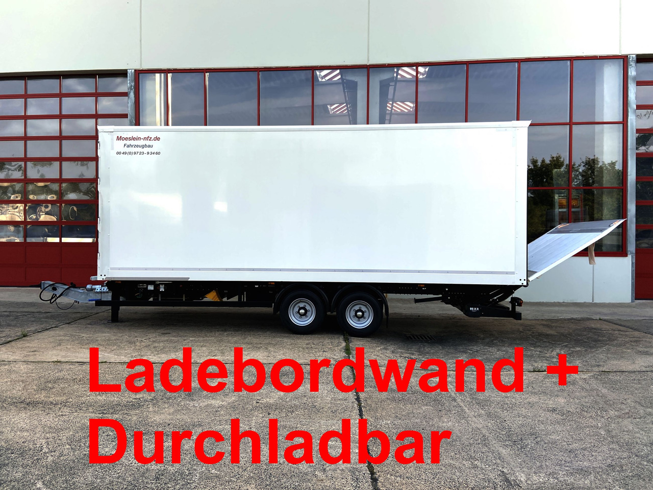 Möslein TK0105D-L Weiß Tandem Koffer, Ladebordwand 1,5 t + DurchladbarNeufahrzeug -- - Closed box trailer: picture 1 Möslein TK0105D-L Weiß Tandem Koffer, Ladebordwand 1,5 t + DurchladbarNeufahrzeug -- - Closed box trailer: picture 1