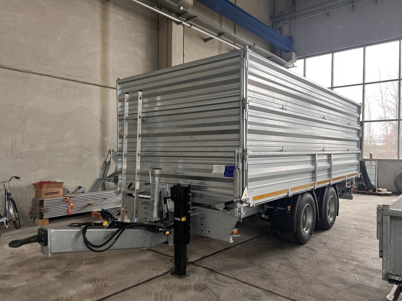 Möslein TTD 19 AB 19 t Tandem Kipper Tieflader2 x Aufsatzbordwänden-- Neufahrzeug -- - Tipper trailer: picture 1 Möslein TTD 19 AB 19 t Tandem Kipper Tieflader2 x Aufsatzbordwänden-- Neufahrzeug -- - Tipper trailer: picture 1