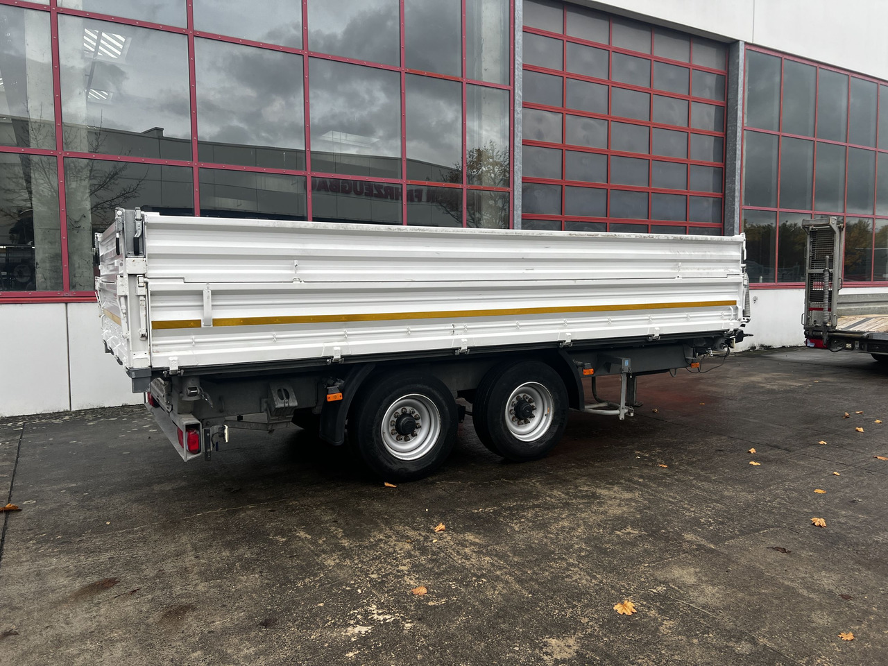 Schmid Fahrzeugbau DK 135 AR 13,5 t Tandemkipper mit Aufsatzbordwänden - Tipper trailer: picture 2 Schmid Fahrzeugbau DK 135 AR 13,5 t Tandemkipper mit Aufsatzbordwänden - Tipper trailer: picture 2