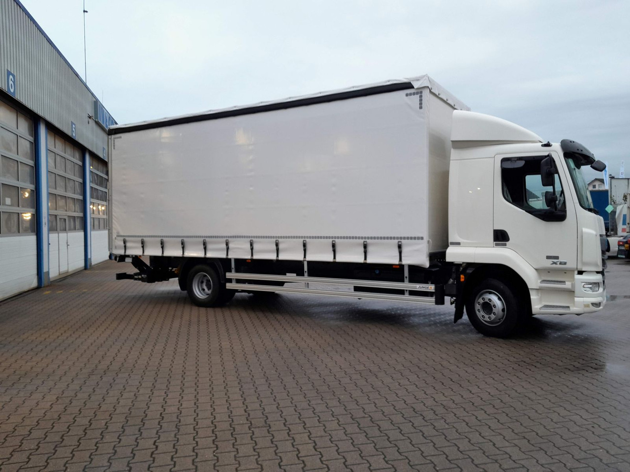 DAF FA XB 290 16t Junge Curtainsider on lease DAF FA XB 290 16t Junge Curtainsider: picture 8