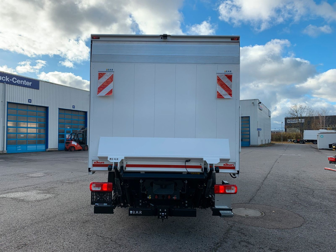 DAF FA XD 370 zikun Swing-Board-Aufbau - Beverage truck: picture 5 DAF FA XD 370 zikun Swing-Board-Aufbau - Beverage truck: picture 5