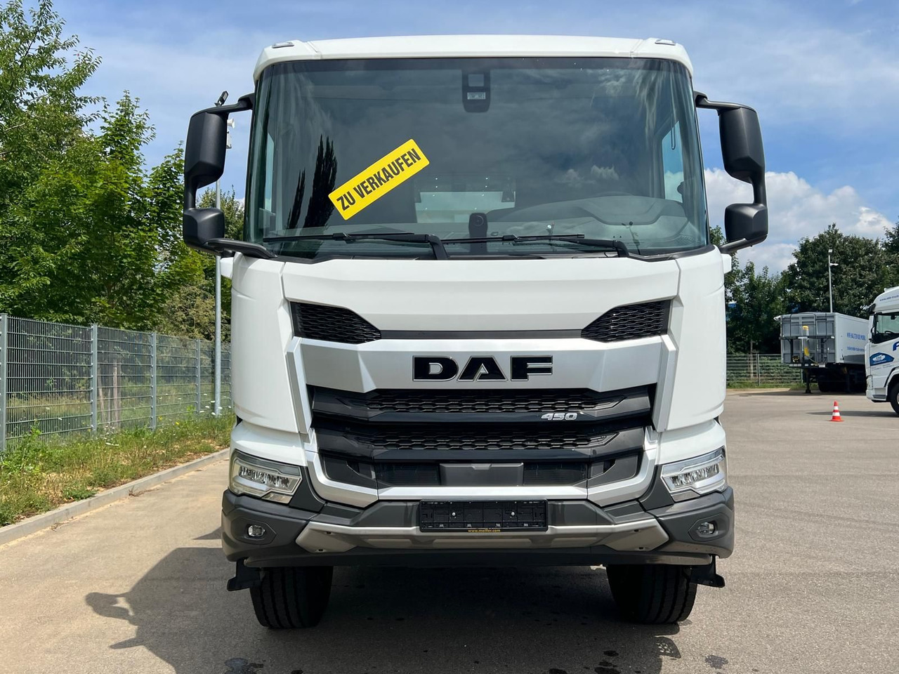 DAF FAD XDC 450 Dreiseitenkipper - Tipper: picture 3 DAF FAD XDC 450 Dreiseitenkipper - Tipper: picture 3