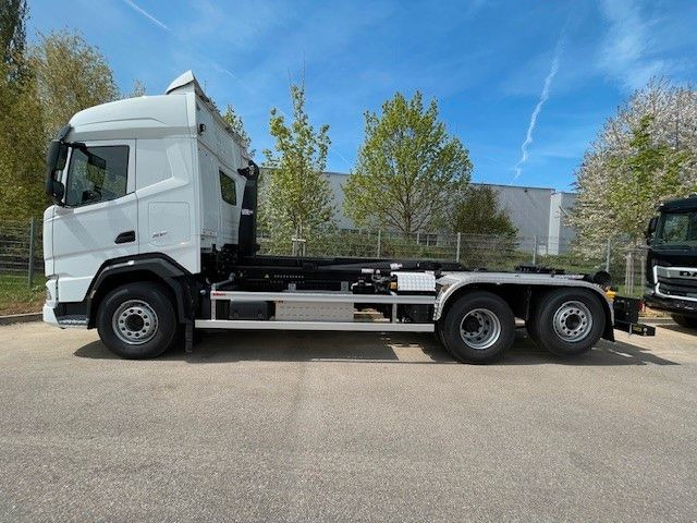 DAF FAN XF 480 NGD - Hook lift truck: picture 4 DAF FAN XF 480 NGD - Hook lift truck: picture 4