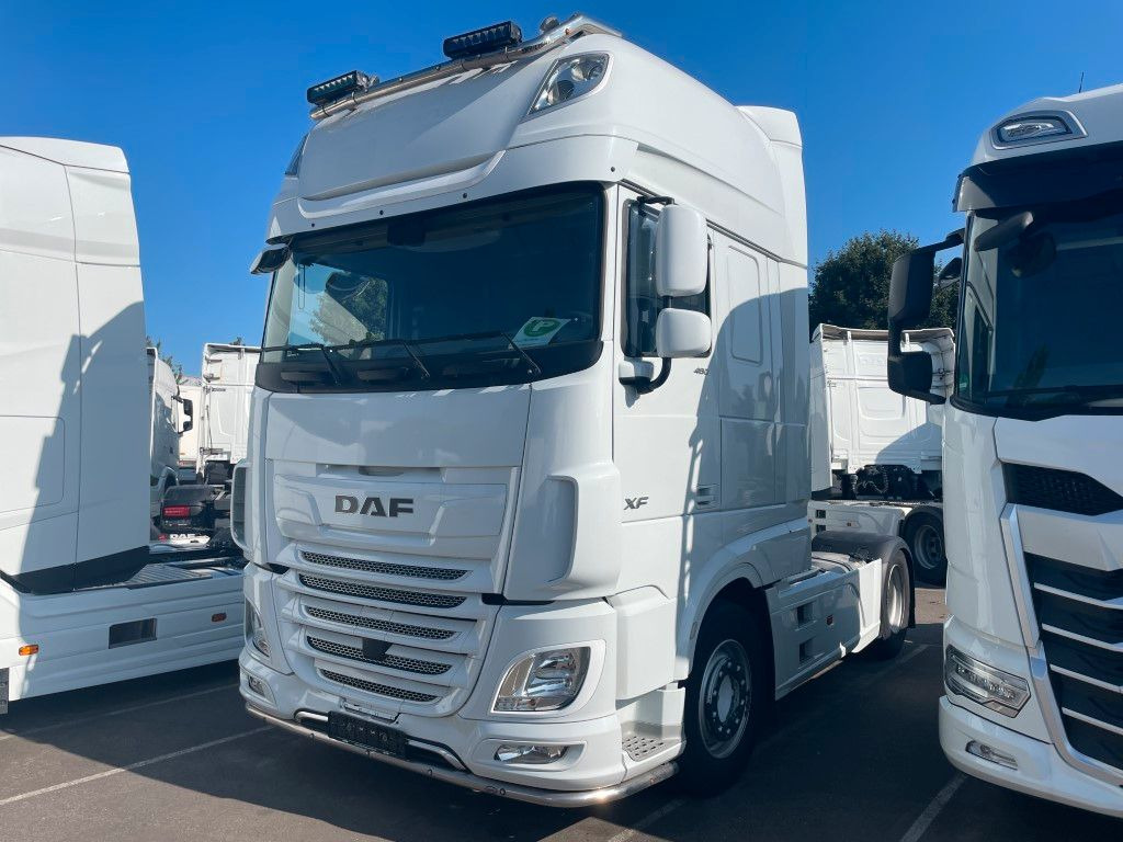 DAF FT XF480 SSC, 2x Tank, Standklima, Lampenbügel DAF FT XF480 SSC, 2x Tank, Standklima, Lampenbügel - Tractor unit: picture 2 DAF FT XF480 SSC, 2x Tank, Standklima, Lampenbügel DAF FT XF480 SSC, 2x Tank, Standklima, Lampenbügel - Tractor unit: picture 2
