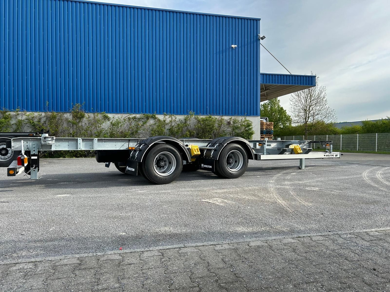 New Container transporter/ Swap body trailer Wielton BDF Anhänger VOLUME Abstellhöhe 920-1020 mm Wielton BDF Anhänger VOLUME Abstellhöhe 920-1020 mm: picture 12