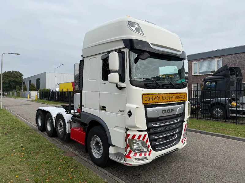 DAF XF 530 FTM 8X4 handgeschakeld 8-2018 retarder - Tractor unit: picture 2 DAF XF 530 FTM 8X4 handgeschakeld 8-2018 retarder - Tractor unit: picture 2