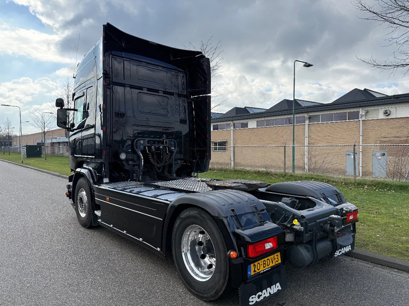 Scania R410 2014 black beauty ! met koppeling !!! - Tractor unit: picture 4 Scania R410 2014 black beauty ! met koppeling !!! - Tractor unit: picture 4