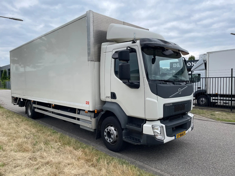 Volvo FL 210 euro 6 2015 - Box truck: picture 2 Volvo FL 210 euro 6 2015 - Box truck: picture 2