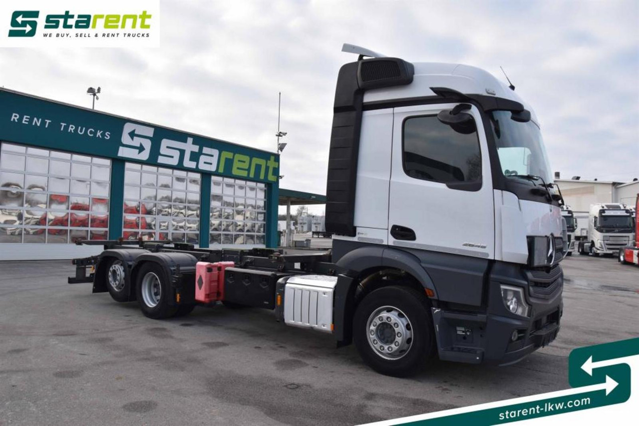 Mercedes Benz Actros 2645L Retarder Mirror Cam NAVI Liftachse - Container transporter/ Swap body truck: picture 3 Mercedes Benz Actros 2645L Retarder Mirror Cam NAVI Liftachse - Container transporter/ Swap body truck: picture 3