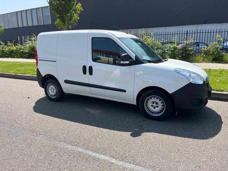 Small van Opel Combo Edition 1.3 CDTi  95 pk, Euro 6, Airco, Schuifdeur,: picture 6