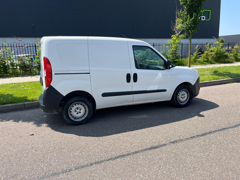 Small van Opel Combo Edition 1.3 CDTi  95 pk, Euro 6, Airco, Schuifdeur,: picture 14