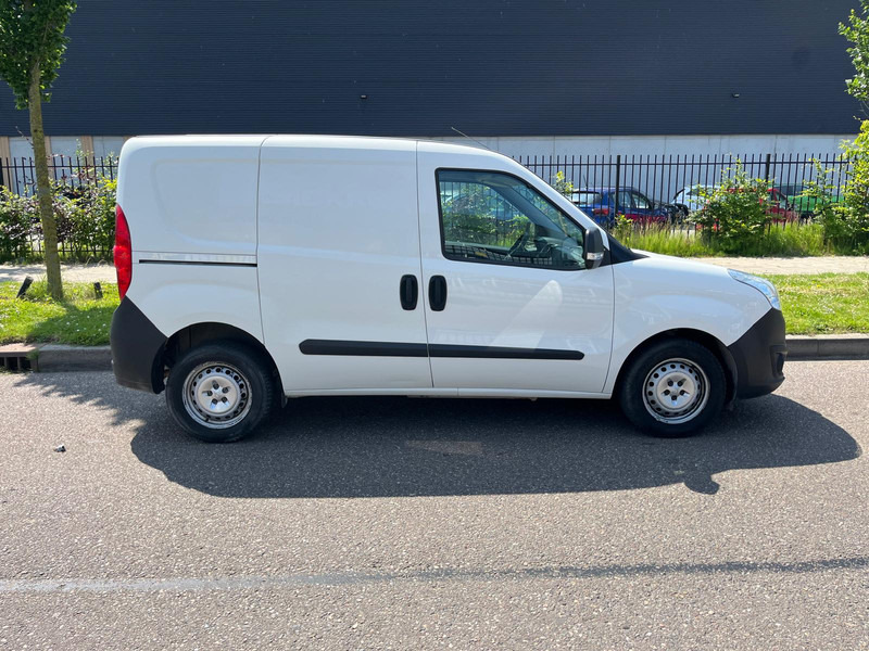 Small van Opel Combo Edition 1.3 CDTi  95 pk, Euro 6, Airco, Schuifdeur,: picture 15