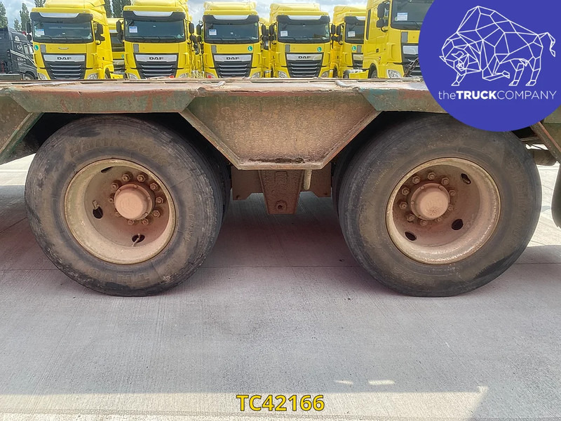 Castera - Low loader semi-trailer: picture 3 Castera - Low loader semi-trailer: picture 3