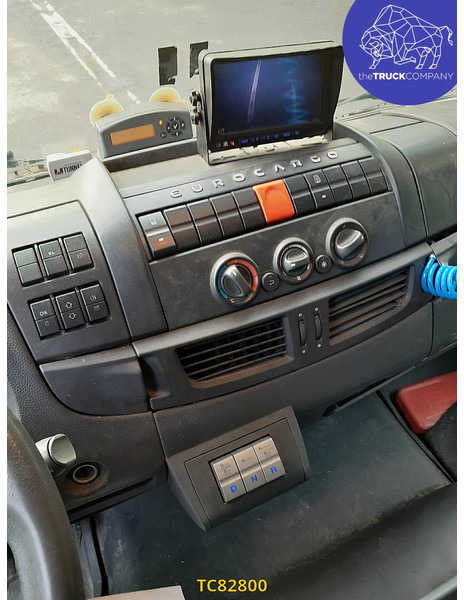 Iveco EuroCargo 120e25 Euro 5 - ENGINE DAMAGE - - Curtainsider truck: picture 3 Iveco EuroCargo 120e25 Euro 5 - ENGINE DAMAGE - - Curtainsider truck: picture 3