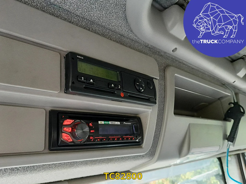 Iveco EuroCargo 120e25 Euro 5 - ENGINE DAMAGE - - Curtainsider truck: picture 2 Iveco EuroCargo 120e25 Euro 5 - ENGINE DAMAGE - - Curtainsider truck: picture 2