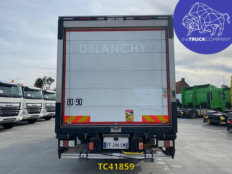 Renault D 240 - Refrigerator truck: picture 4 Renault D 240 - Refrigerator truck: picture 4