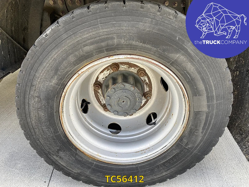 Renault D 240 - Refrigerator truck: picture 4 Renault D 240 - Refrigerator truck: picture 4