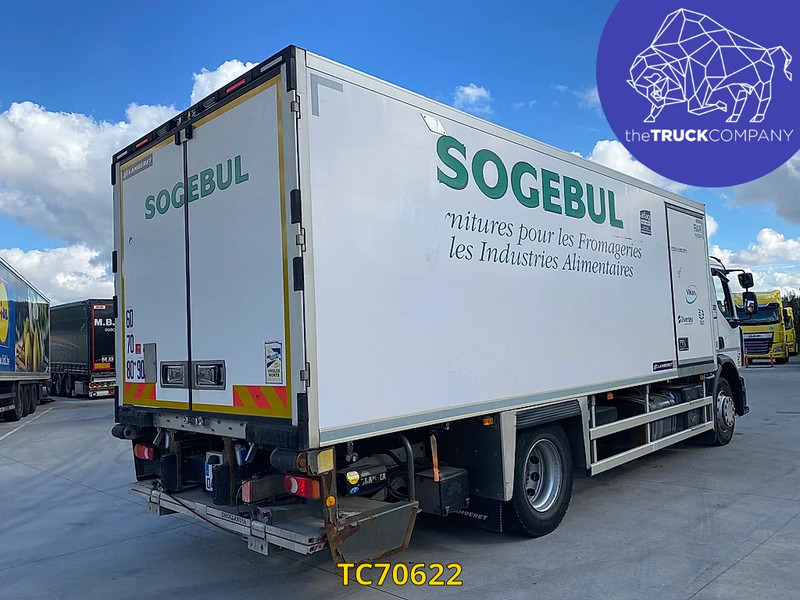 Renault D 320 - Refrigerator truck: picture 4 Renault D 320 - Refrigerator truck: picture 4