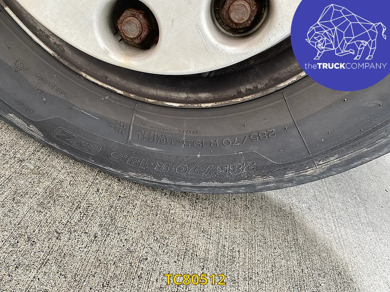 Box truck Renault Midlum 240: picture 15