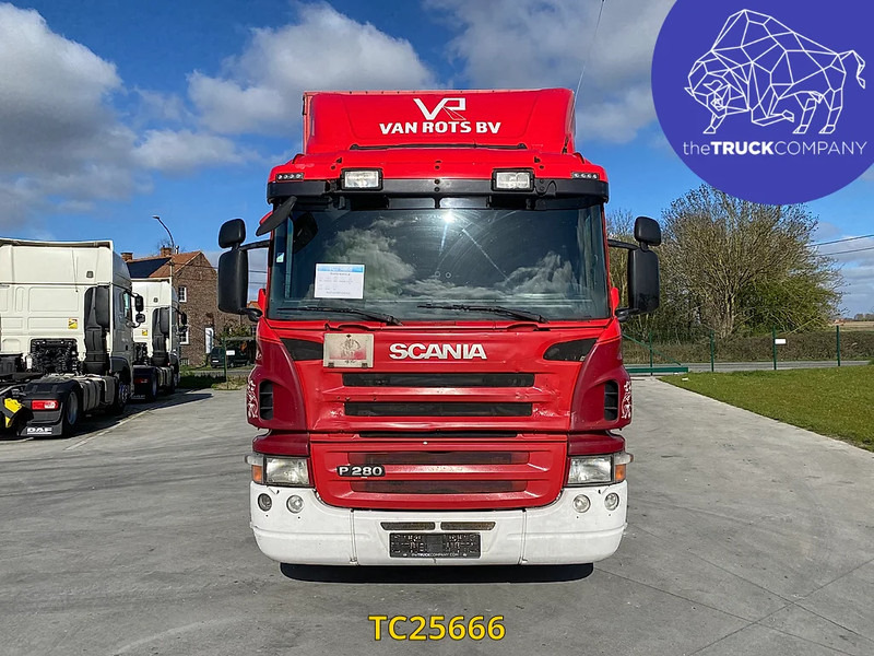 Scania P 280 - Curtainsider truck: picture 2 Scania P 280 - Curtainsider truck: picture 2