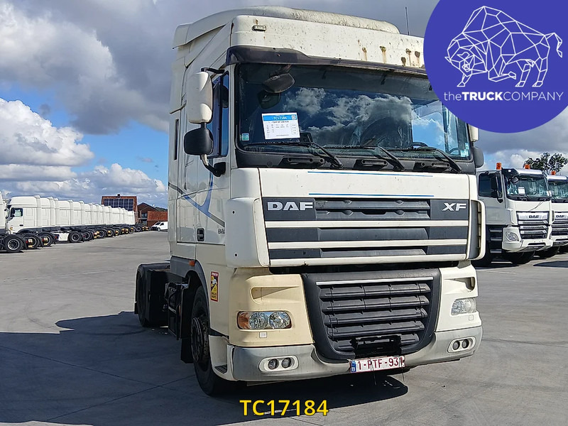 Tractor unit DAF XF 105 410: picture 9