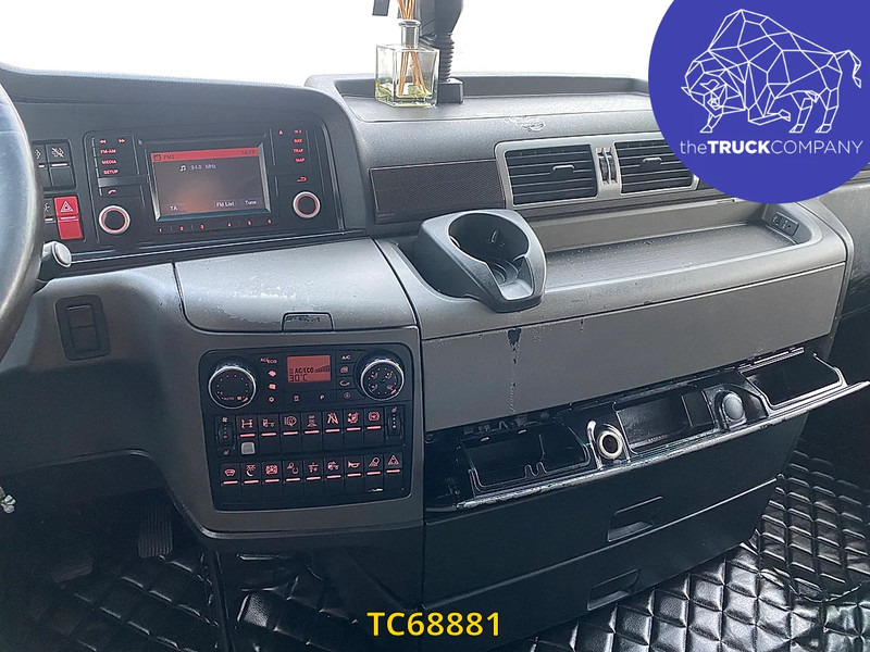 Tractor unit MAN TGX 560: picture 6
