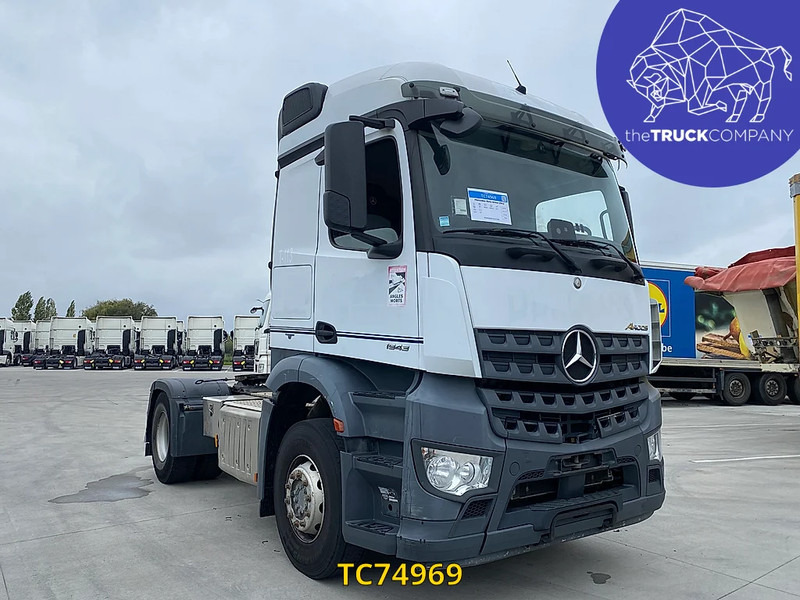 Tractor unit Mercedes-Benz Arocs 1943: picture 8