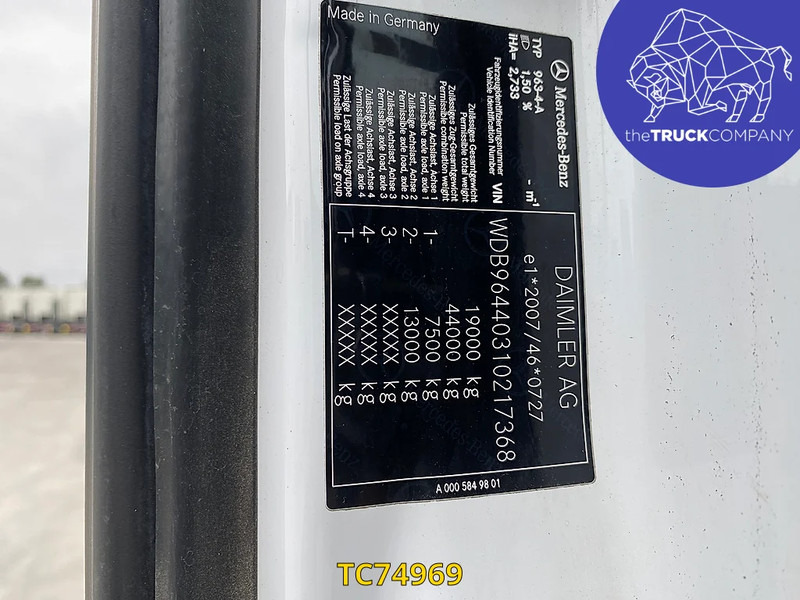 Tractor unit Mercedes-Benz Arocs 1943: picture 10