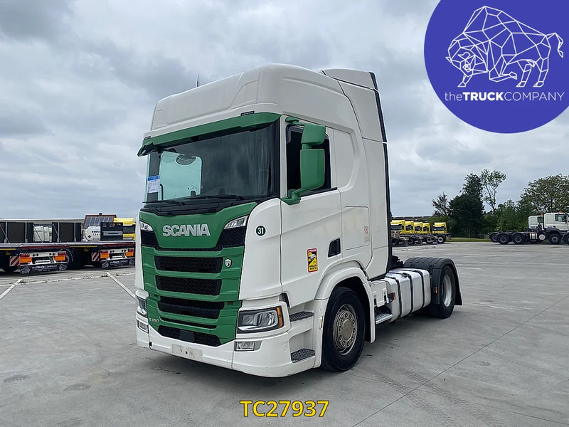 Scania R 450 - Tractor unit: picture 1 Scania R 450 - Tractor unit: picture 1