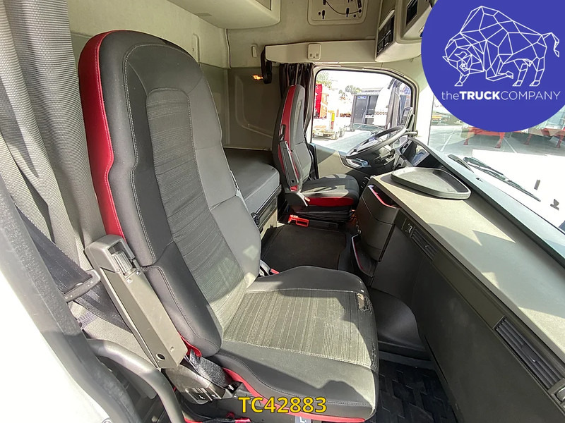 Volvo FH 460 - Tractor unit: picture 5 Volvo FH 460 - Tractor unit: picture 5