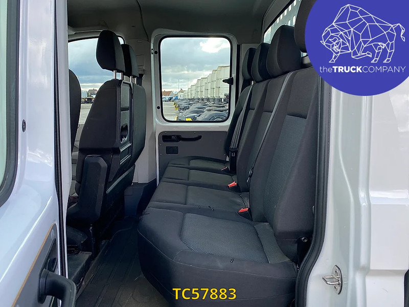 Volkswagen Crafter 2.0 TDI OPEN LAADBAK DUBBELE CABINE - Flatbed van: picture 2 Volkswagen Crafter 2.0 TDI OPEN LAADBAK DUBBELE CABINE - Flatbed van: picture 2